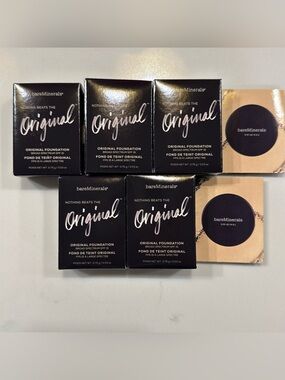 5 bareMinerals Original Foundation Sample Size .03 oz with brush Medium Beige 12